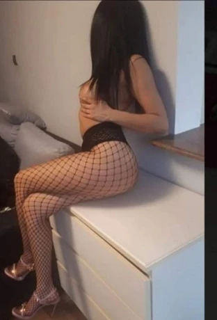 Henrietta Berlin — 2 / 3