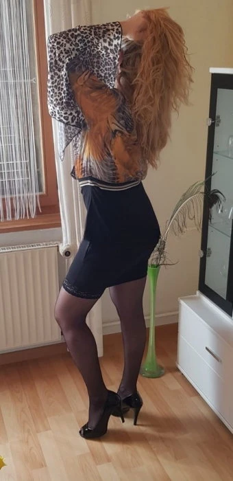 Vanessa — 4 / 7