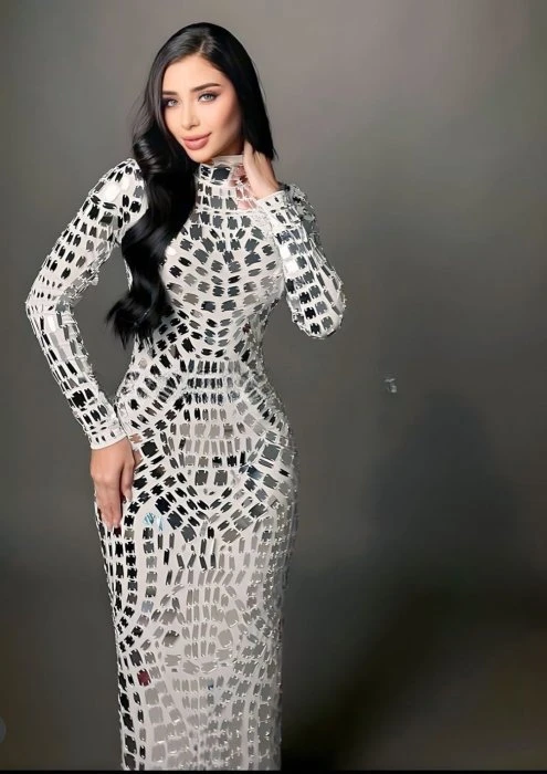 Kristina — 2 / 8