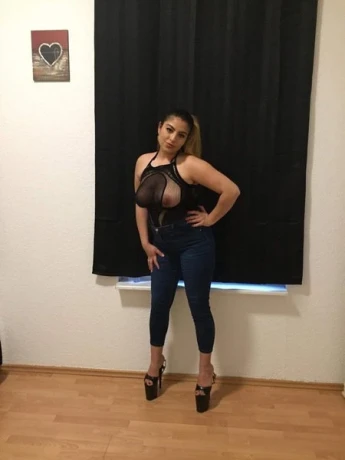 Natalie  - TOP SERVICE! — 1 / 6