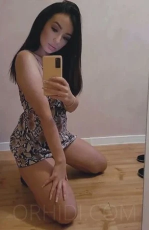 Polnische Schönheit Nikola — 1 / 14