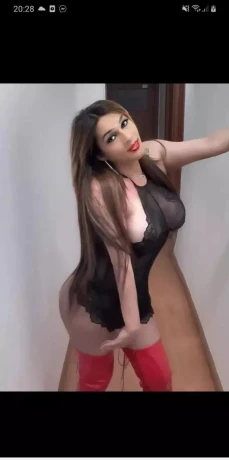 The Queen Valeria Ts Original 100 23x12 Real — 15 / 23