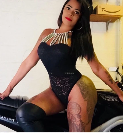 Tamara Reis — 8 / 12