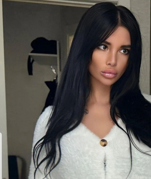Masha, Escort, Milan