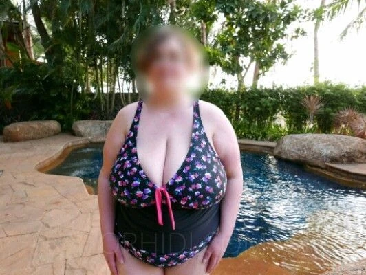 CurvaceousCaledonia, Escort, Ayr