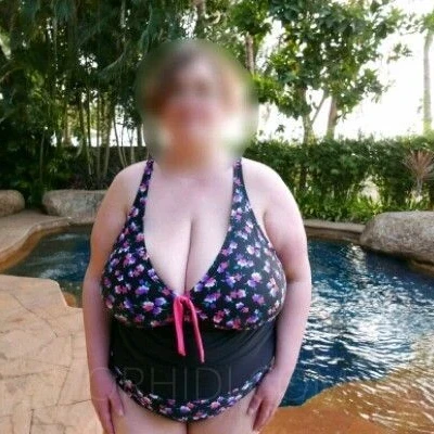 CurvaceousCaledonia, Escort, Ayr