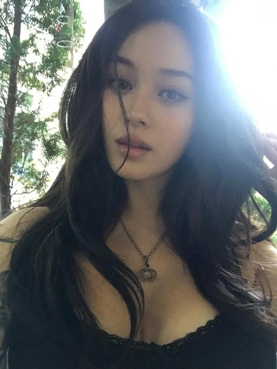 Nora — 5 / 11