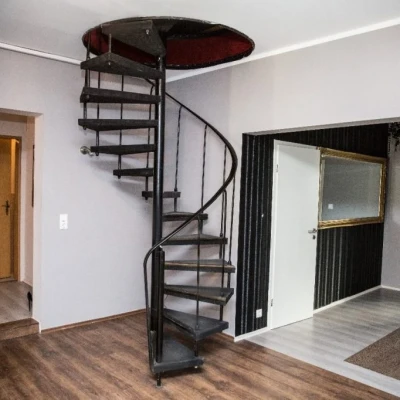 Studio Royal Osnabruck, Escort, Biel/Bienne