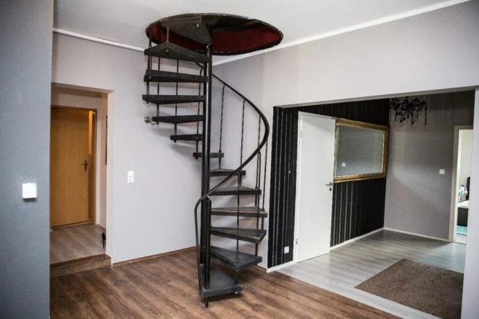 Studio Royal Osnabruck — 1 / 6