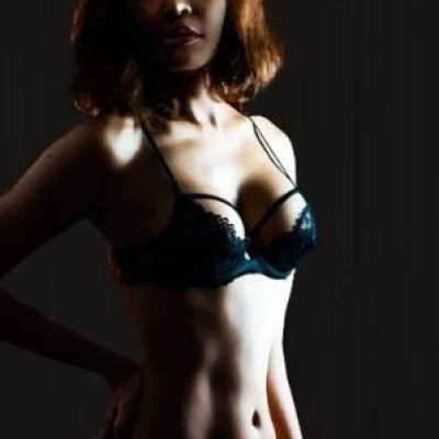 MJ, Escort, Nurtingen