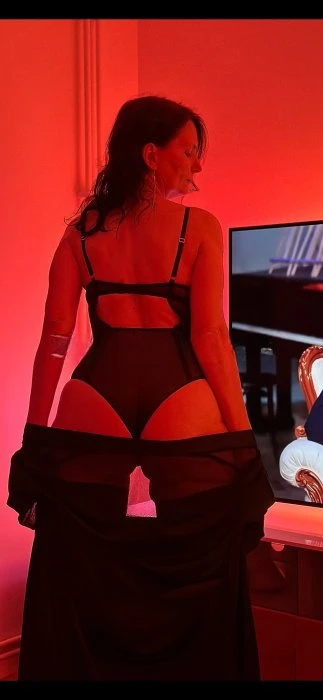 Monifik, Escort, Stockholm