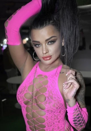 Daphne Klyde Pornstar — 3 / 8