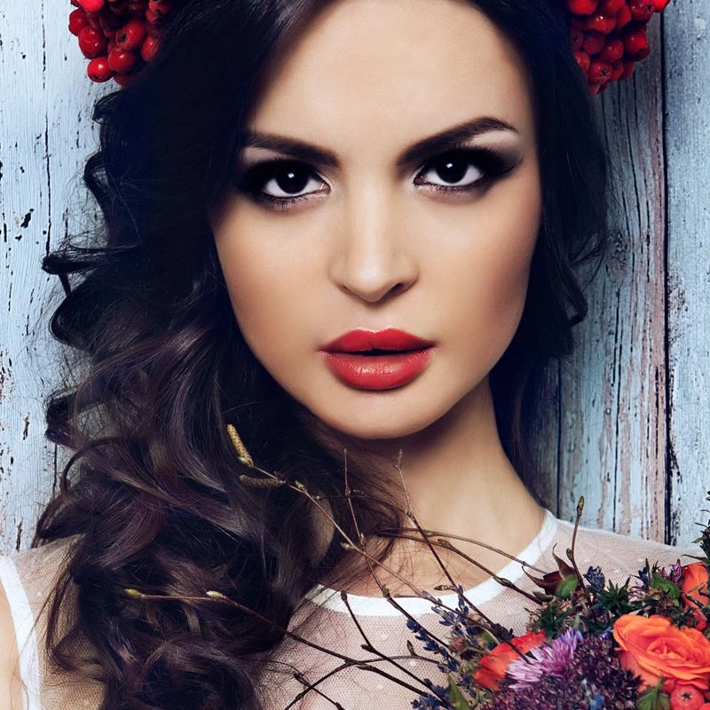 Luana — 2 / 5