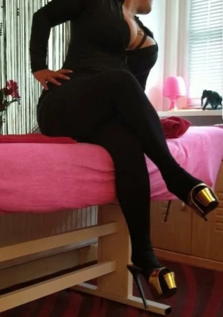 Devote Kiki — 9 / 15