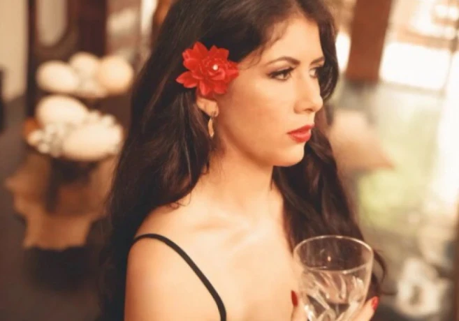 Marcelly Brasilena — 4 / 6