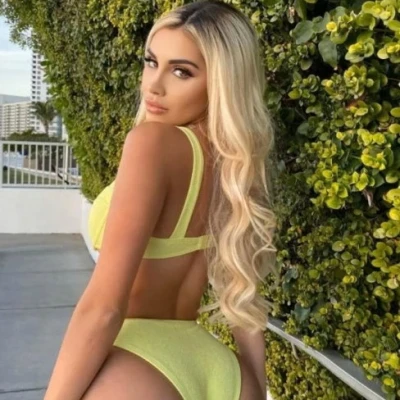 Rose, Escort, Antalya