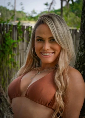 Karina Bachi — 2 / 6