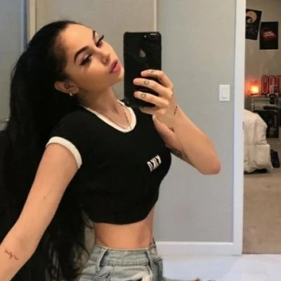 Yulya, Escort, Metsamor