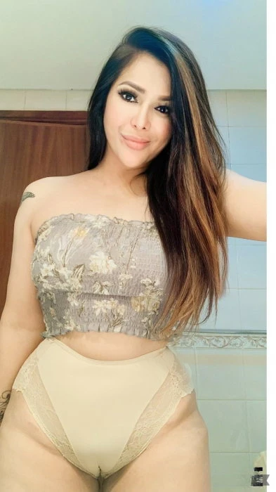 Roxanna — 5 / 7
