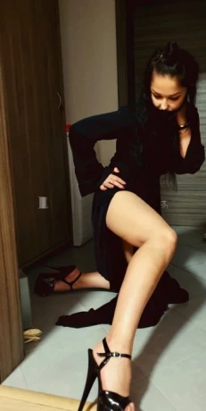 Linda Privat Prague 3 — 6 / 9