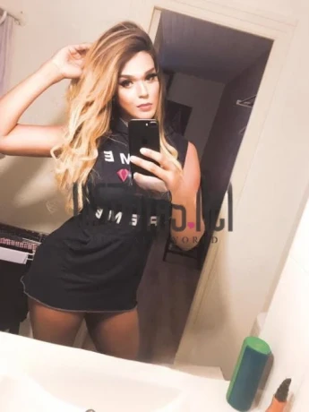 Izabella Jolie — 9 / 12