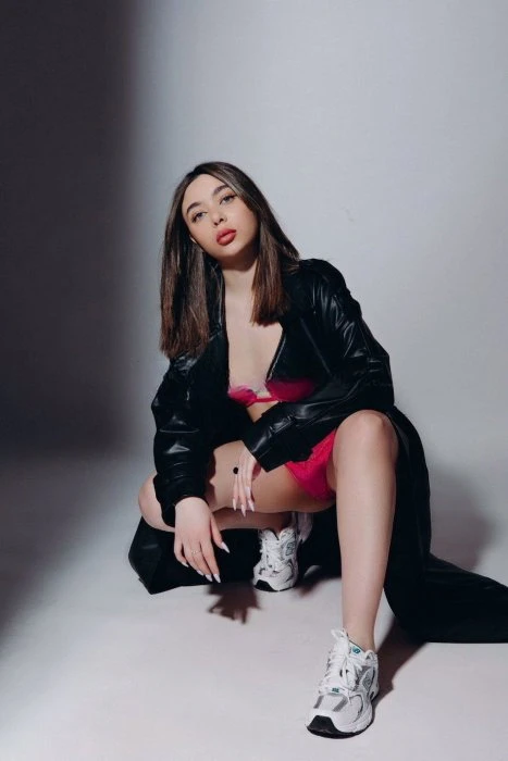 Eva — 9 / 13