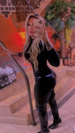 Ts Sophya Xxl — 18 / 21