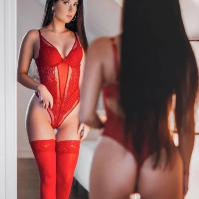 Olive, Escort, Paris