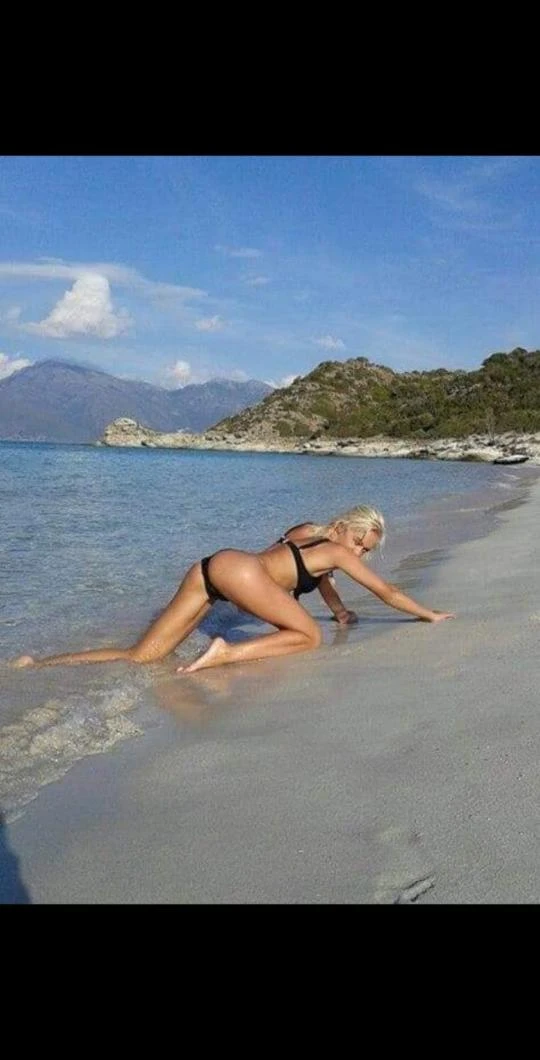 Sindy Hot — 4 / 5