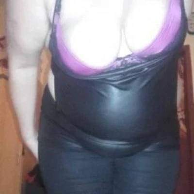 Lenka, Escort, Bechyne