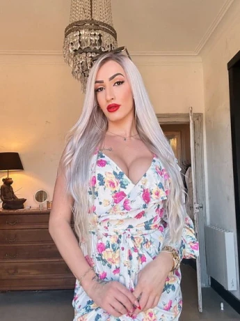 Ts Hilary Viana Top Service — 13 / 20