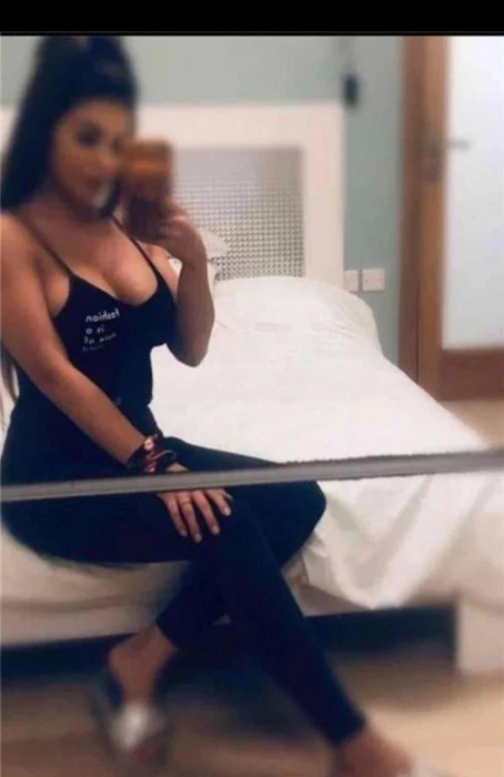 Jessy — 2 / 4