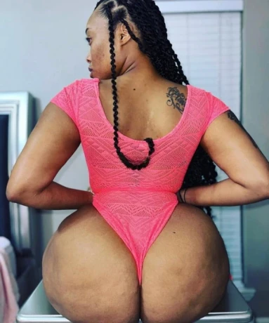 Lyra Linda — 2 / 3