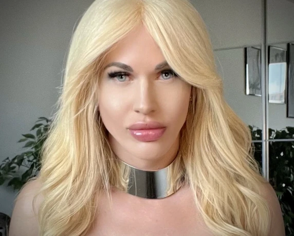 Candice Blond — 1 / 9