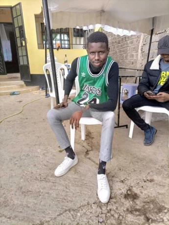 Coco Brian — 5 / 6