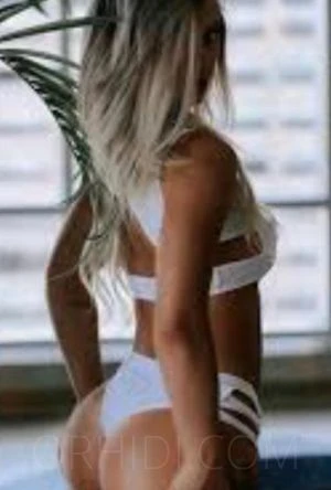 Alina Vip, Escort, Istanbul