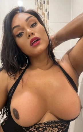 Lynda des ille — 3 / 11