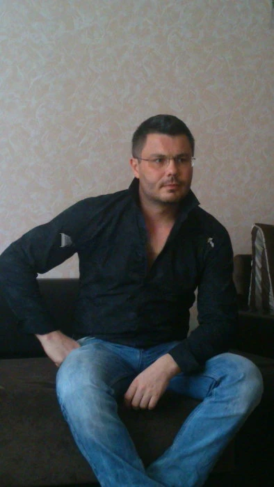 Artur — 2 / 3