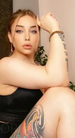 TS Ella D*ll - Türkish Sex bomb — 12 / 23