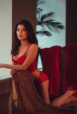Krystina — 1 / 3