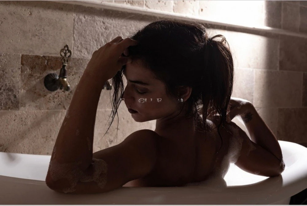 Eva — 3 / 5