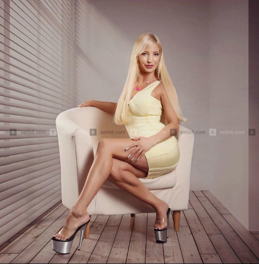 Deutsche Pamela — 3 / 6
