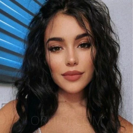 Bianca — 4 / 5