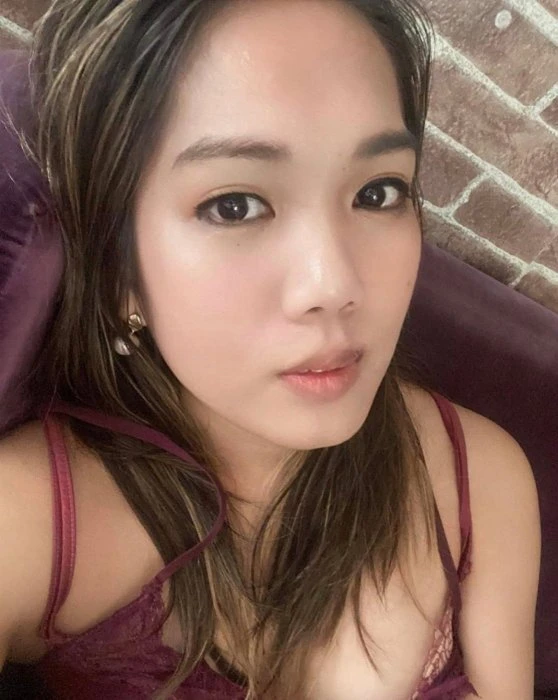 Yurie, Escort, Kristiansand