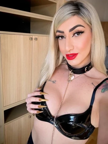 Ts Hilary Viana Top Service — 16 / 20