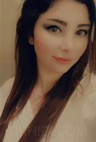 Arab Girl Yara — 10 / 11