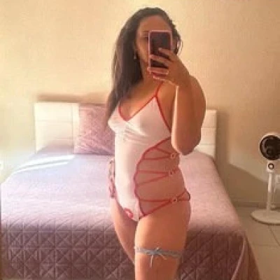 Mona - AV-Q**n - ACHTUNG NEUE ADRESSE, Escort, Neustadt