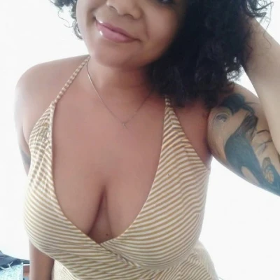 Tina Tavarez, Escort, Porto