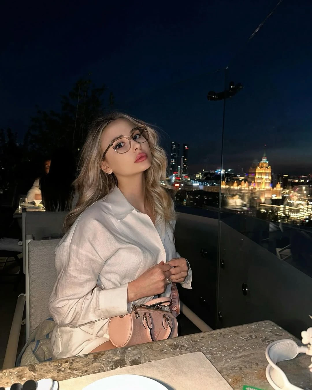 Claire — 3 / 7