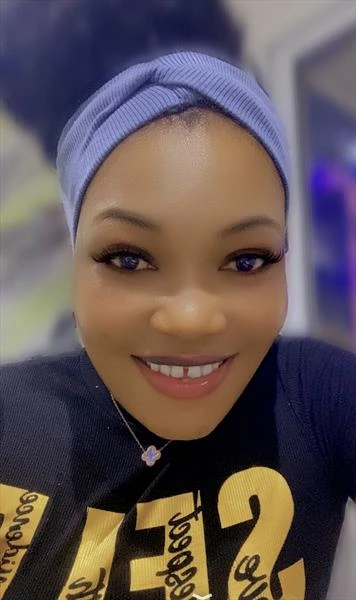 Sweet Lizzy, Escort, Accra